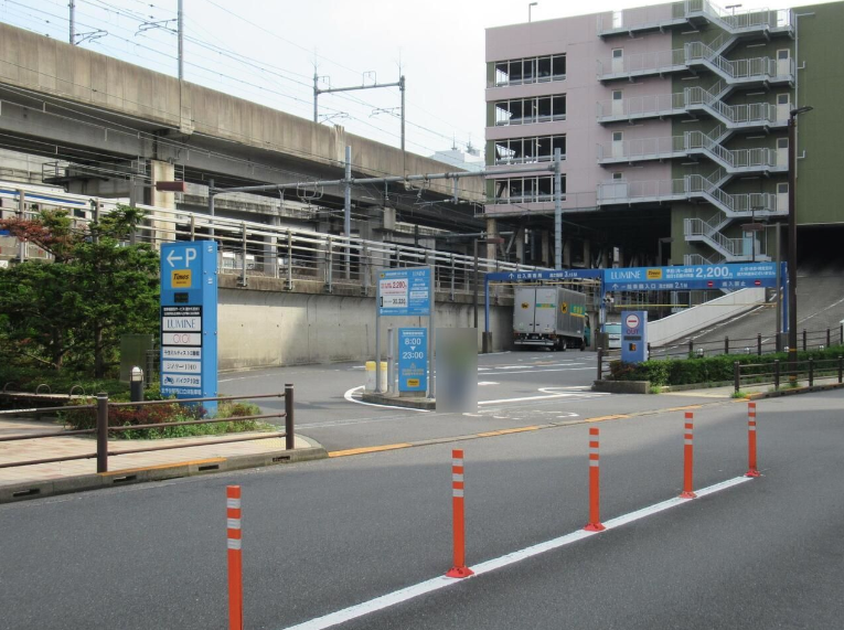 北千住のバイク駐輪場